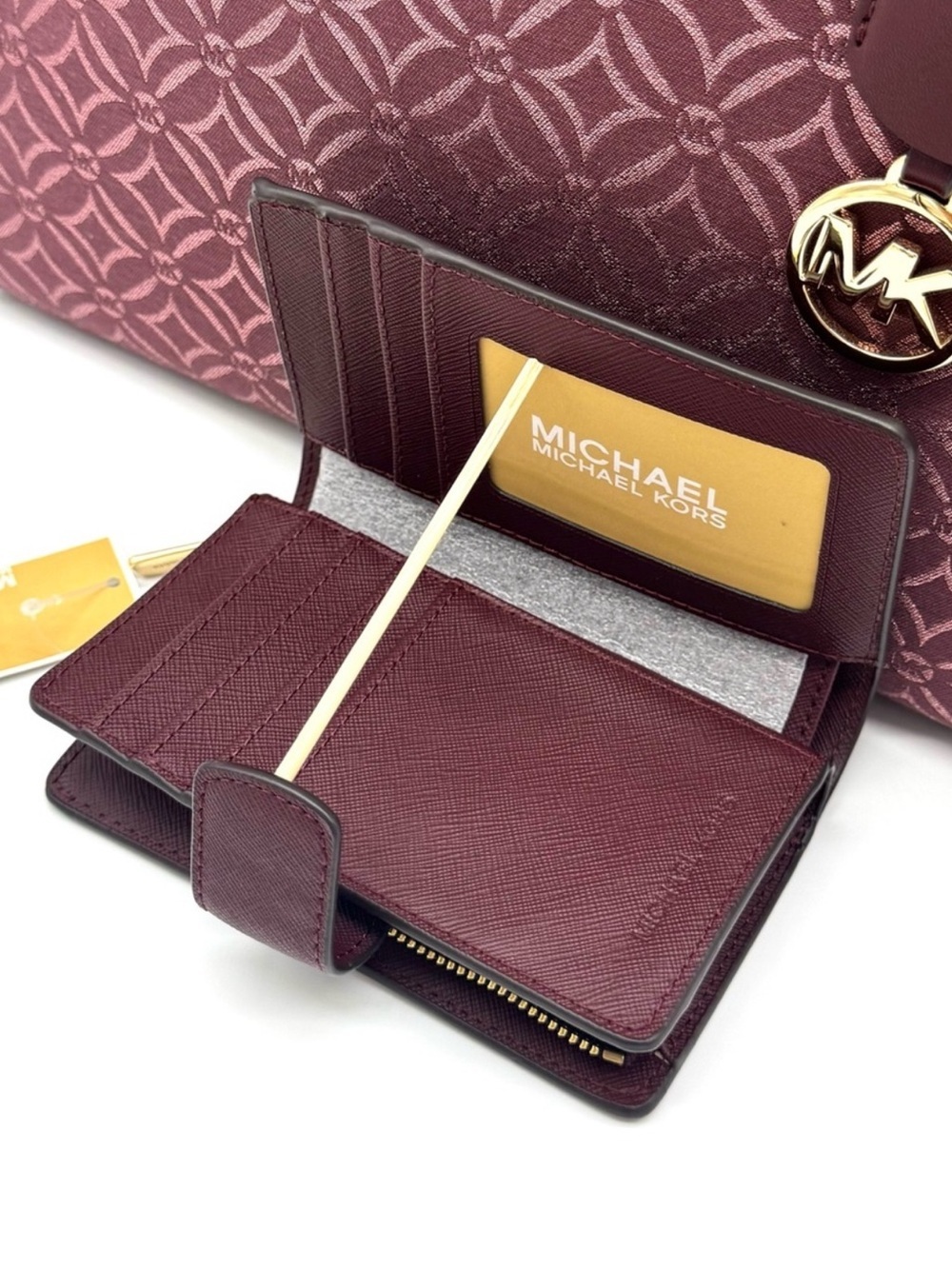 Michael Kors Medium Mirella Tote Bag & Matching Bifold Zip Chain Wallet Ox Blood - Picture 11 of 12